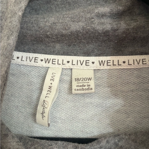 Grey Leopard Print Tunic - Picture 3 of 3